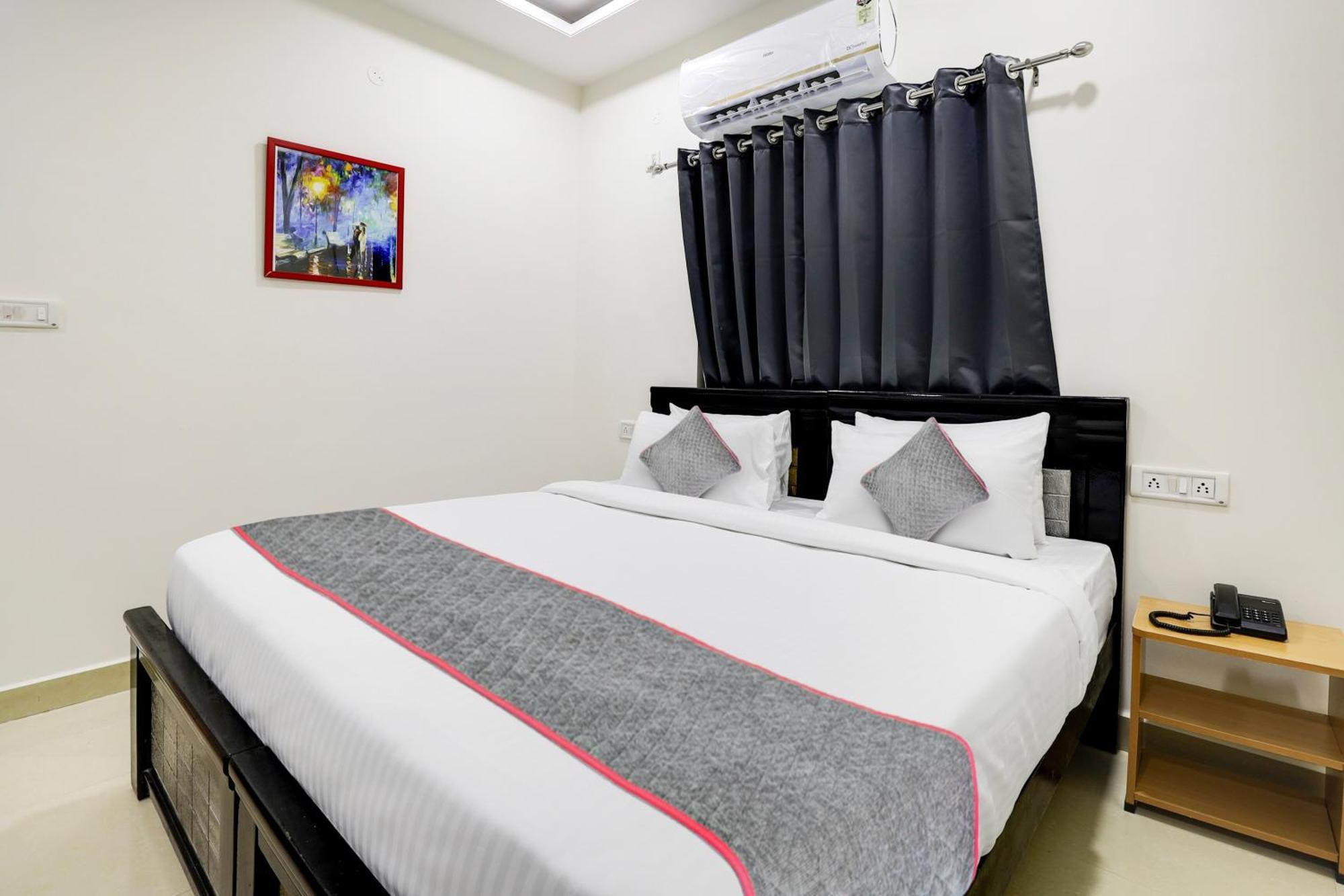 Super Townhouse De Alphabet Hotel Kukatpally Nexus Mall Hajdarabad Zewnętrze zdjęcie